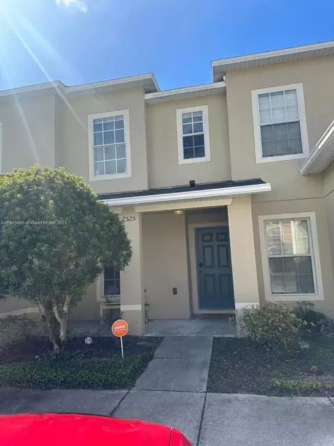 2525 Sandy Beach Ln, Clearwater, FL 33763