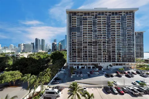 1915 Brickell Ave #801, Miami, FL 33129