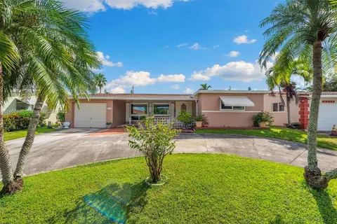 2115 N 32nd Ave, Hollywood, FL 33021