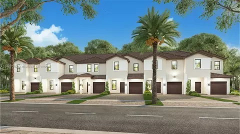 281 SW 159 Ln, Pembroke Pines, FL 33027