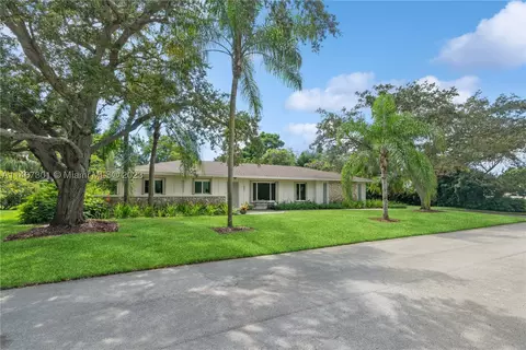 10260 SW 134th St, Miami, FL 33176