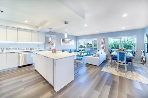 400 Diplomat Pkwy #306, Hallandale Beach, FL 33009
