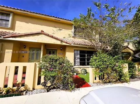 9469 NW 39th Pl, Sunrise, FL 33351