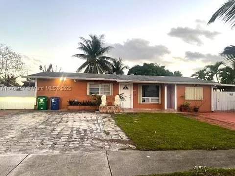 4922 NW 179th Ter, Miami Gardens, FL 33055