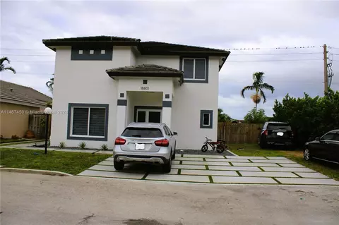 18801 NW 52nd Ct, Miami Gardens, FL 33055