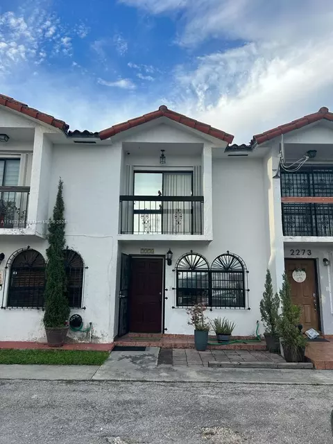 2275 W 52nd St #1-5, Hialeah, FL 33016