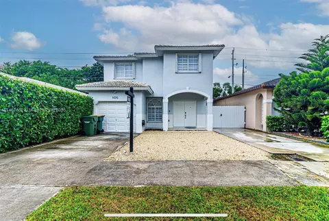 1070 SE 12th Ter, Homestead, FL 33035