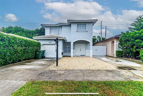 1070 SE 12th Ter, Homestead, FL 33035