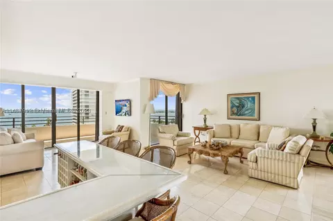 151 SE 15th Rd #901, Miami, FL 33129