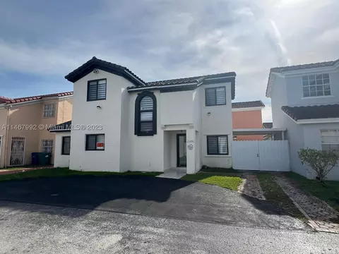 12686 NW 11th St, Miami, FL 33182