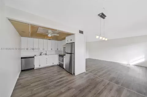 352 Keswick C #C, Deerfield Beach, FL 33442