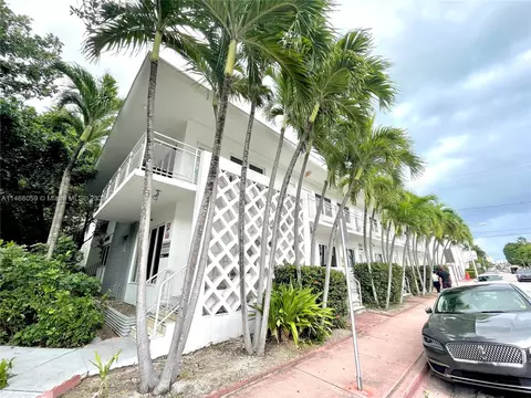 745 13th St #11, Miami Beach, FL 33139