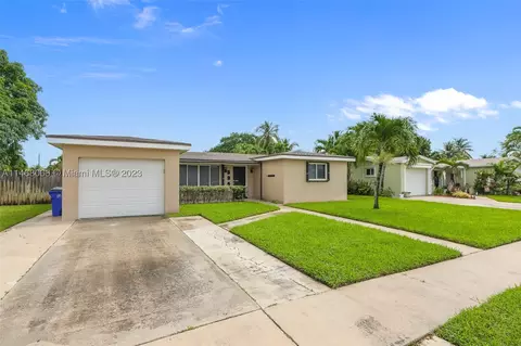 594 NW 69th Ter, Margate, FL 33063