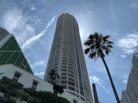 1750 N Bayshore Dr #2014, Miami, FL 33132
