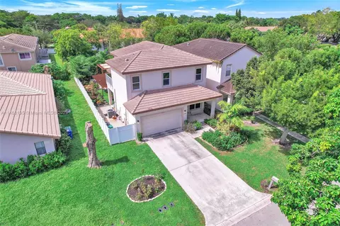 2350 NW 116th Ter, Coral Springs, FL 33065