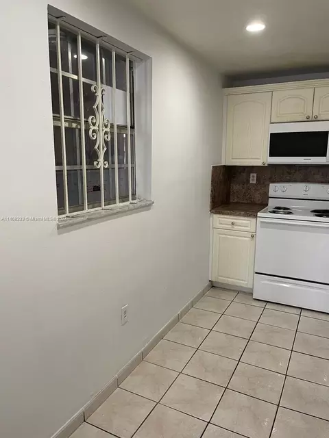 6575 W 4th Ave #101, Hialeah, FL 33012 photo 5