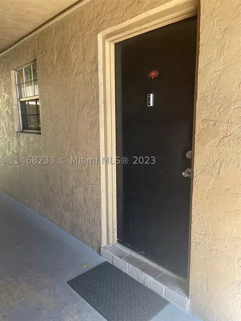 6575 W 4th Ave #101, Hialeah, FL 33012