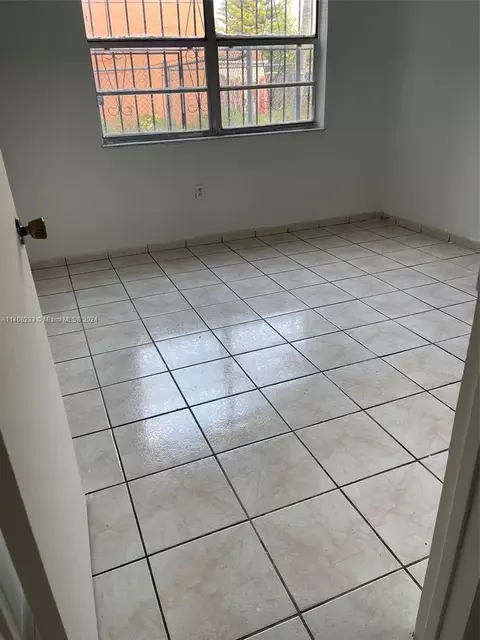 6575 W 4th Ave #101, Hialeah, FL 33012 photo 9