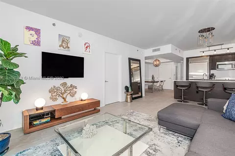 55 SE 6th St #2600, Miami, FL 33131