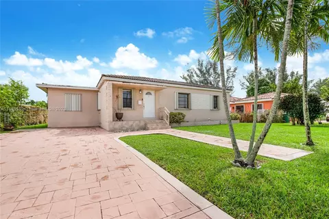 1725 SW 72nd Ct, Miami, FL 33155