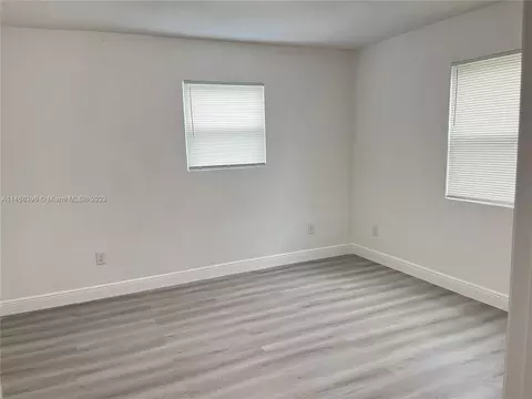 8330 NW 35th Pl, Miami, FL 33147 photo 10