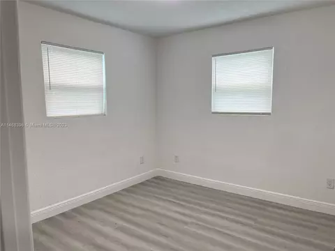 8330 NW 35th Pl, Miami, FL 33147 photo 9