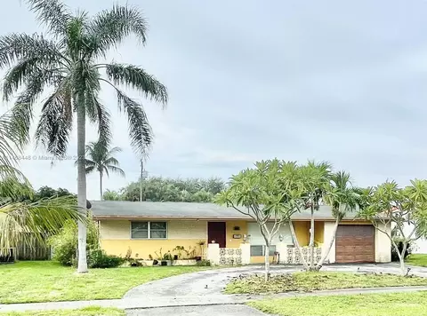 4416 Taft St, Hollywood, FL 33021