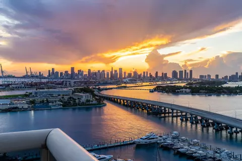 400 Alton Rd #1901, Miami Beach, FL 33139