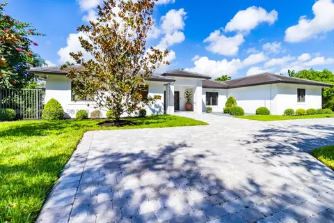 9940 SW 72nd Ave, Pinecrest, FL 33156