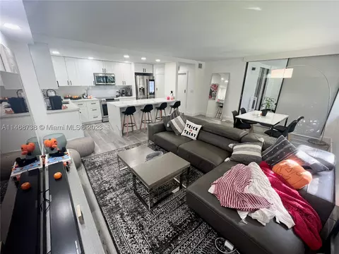 20441 NE 30th Ave #420-9, Aventura, FL 33180
