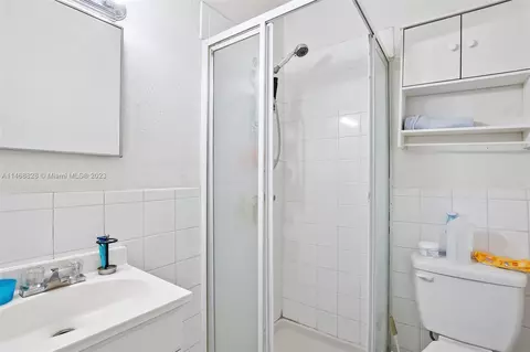 220 W 33rd St, Hialeah, FL 33012 photo 17