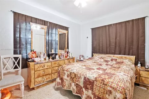 220 W 33rd St, Hialeah, FL 33012 photo 8