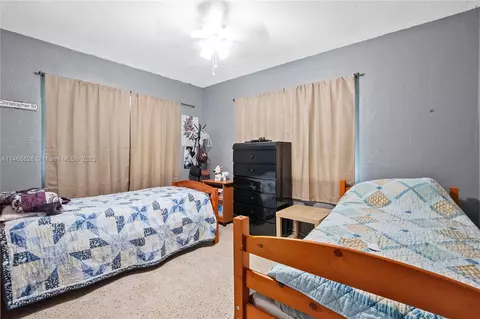 220 W 33rd St, Hialeah, FL 33012 photo 7