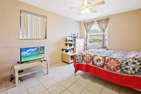 220 W 33rd St, Hialeah, FL 33012 photo 10