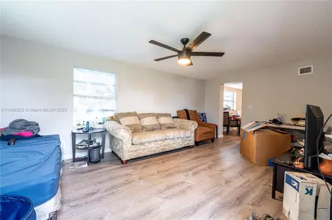 1237 Highview Rd, Lake Worth, FL 33462