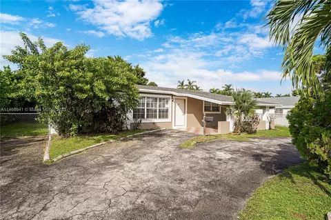 6271 NW 14th Pl, Sunrise, FL 33313