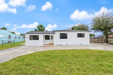 925 SW 75th Ave, Miami, FL 33144