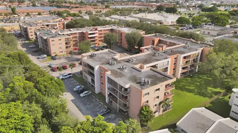 5765 W 25th Ct #306, Hialeah, FL 33016