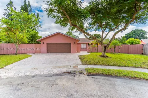 5570 SW 9th Ct, Margate, FL 33068