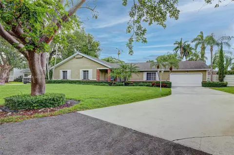 14843 SW 148th Street Cir, Miami, FL 33196