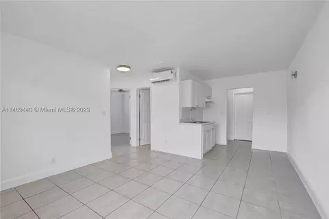210 NW 9th Ave, Dania Beach, FL 33004