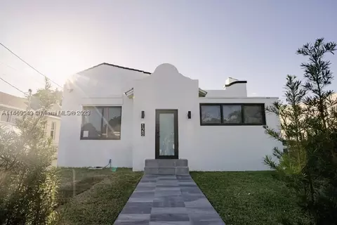 128 NW 26th Ave, Miami, FL 33125