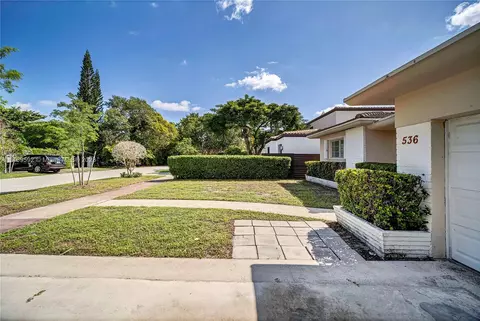 536 W 49th St, Miami Beach, FL 33140