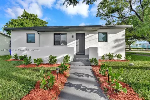 5201 Fletcher St, Hollywood, FL 33021