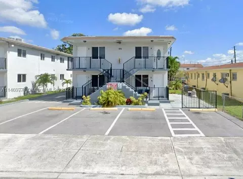 325 W 10th St #325-4, Hialeah, FL 33010