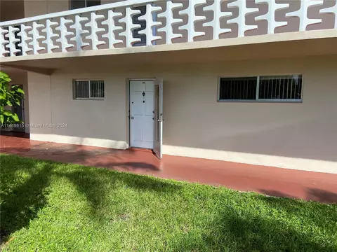 2721 N Garden Dr N #108, Lake Worth, FL 33461