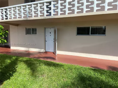 2721 N Garden Dr N #108, Lake Worth, FL 33461