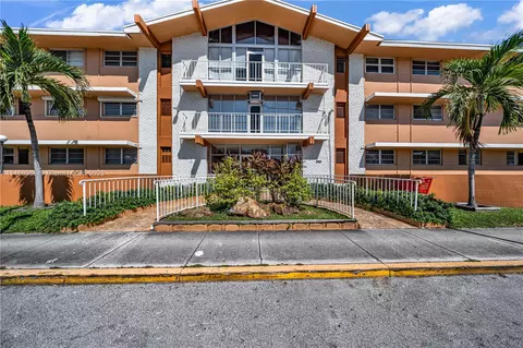 3881 W Flagler St #110, Miami, FL 33134