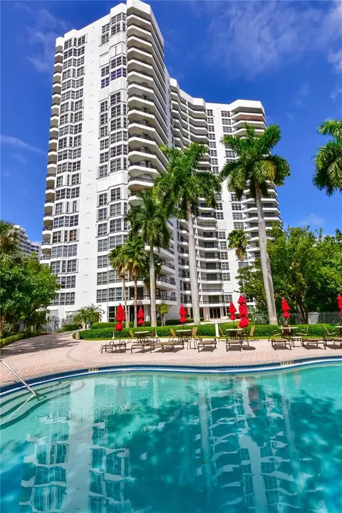 3400 NE 192nd St #508, Aventura, FL 33180