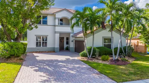 2656 SW 195th Ter, Miramar, FL 33029